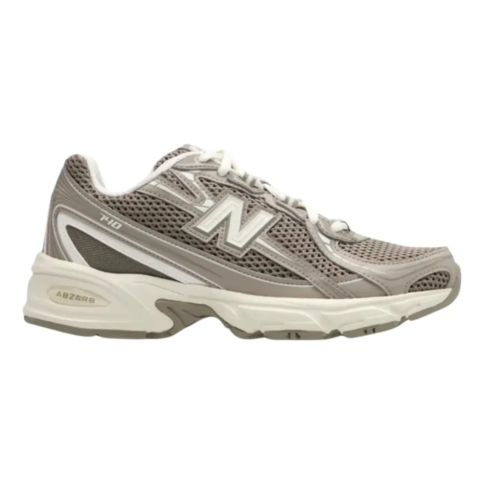 740 Lace Sneaker