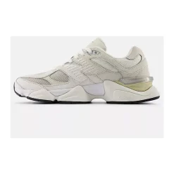 9060 Sneakers