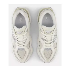 9060 Sneakers