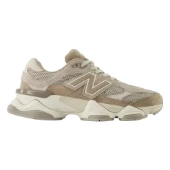 9060 Sneakers