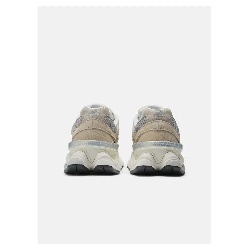 9060 Unisex Sneakers