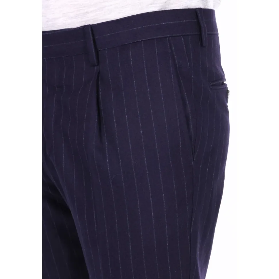Abito gessato doppiopetto in lana comfort