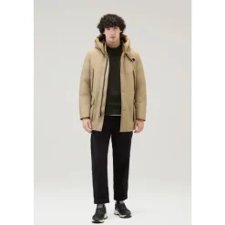 Arctic Parka Mantel