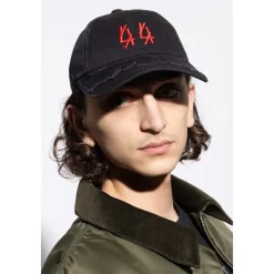 Baseball cap