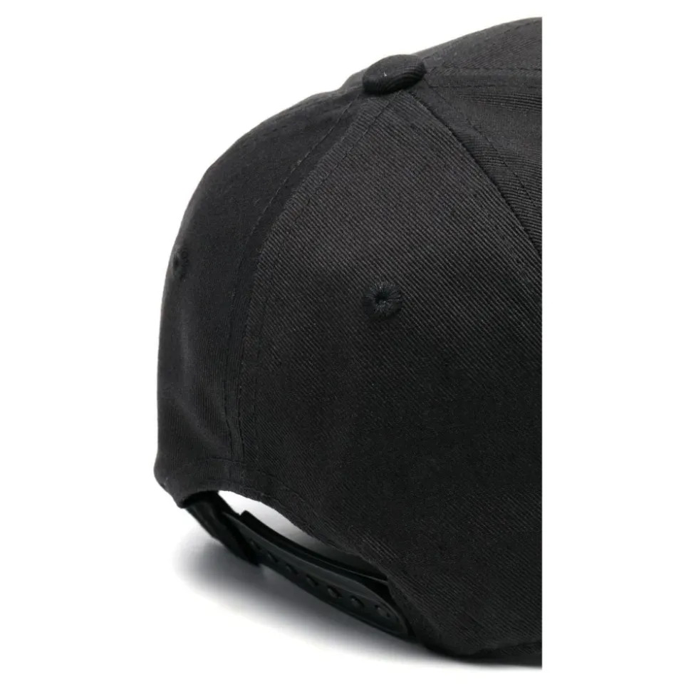 Baseball Cap mit Stern-Patch