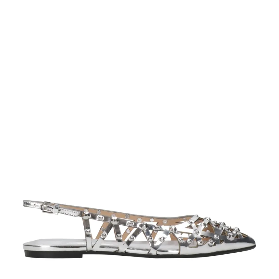 Bazaar Ballerina