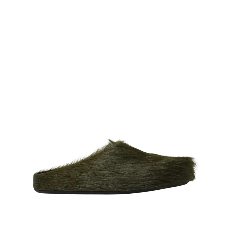 Bequeme Slipper zum Reinschlüpfen
