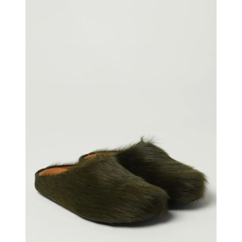 Bequeme Slipper zum Reinschlüpfen