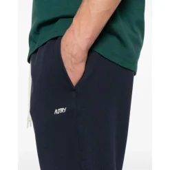 Blaue Baumwollhose