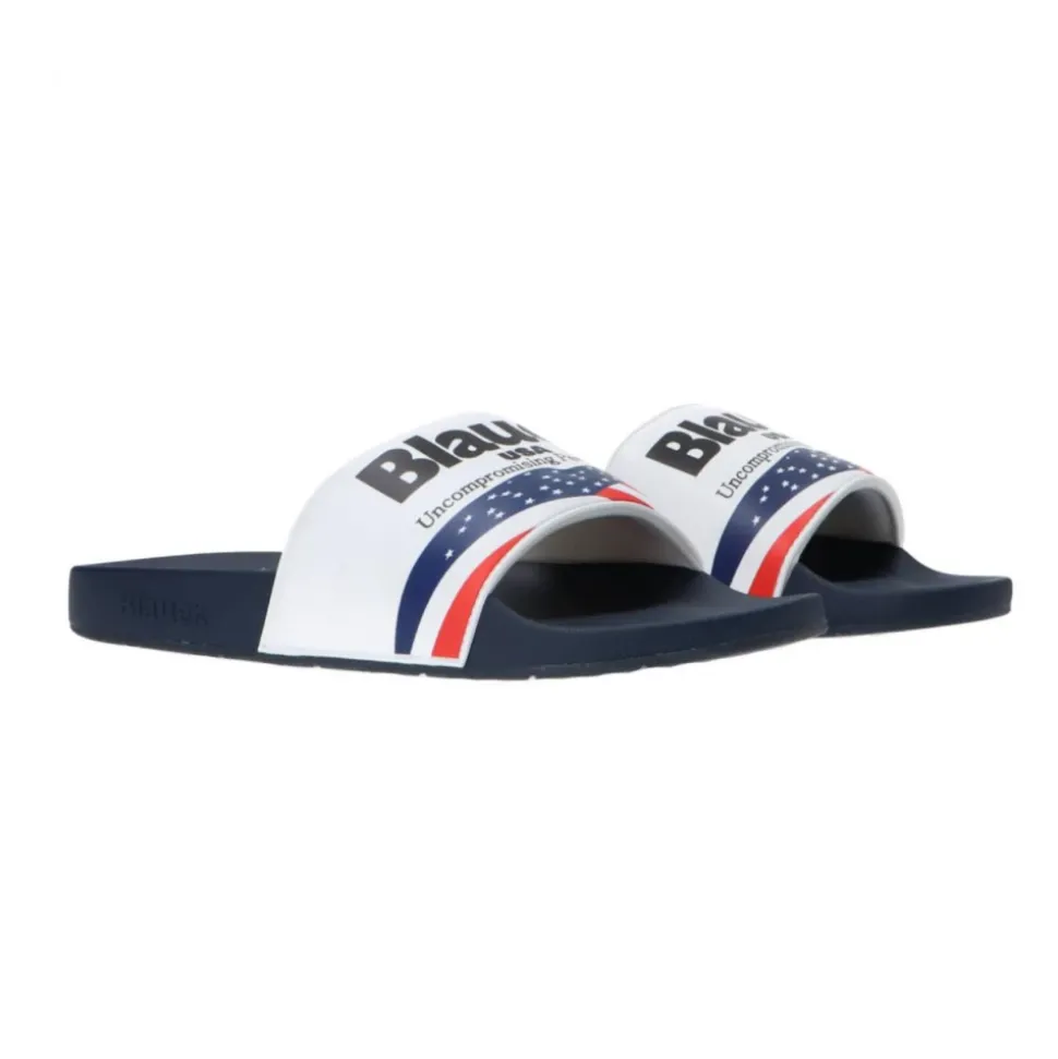 Blaue Flip Flops und Slider