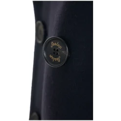 Blauer Peacoat mit Hornknöpfen