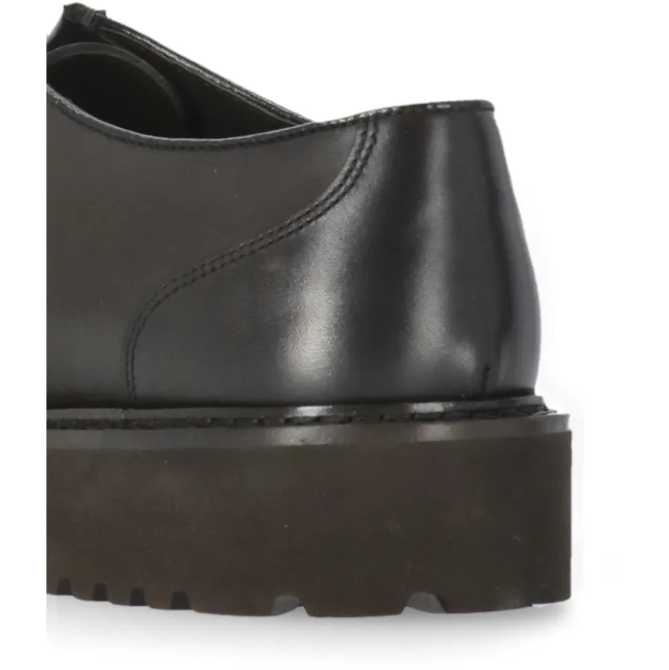 Braune Leder Schnürschuhe
