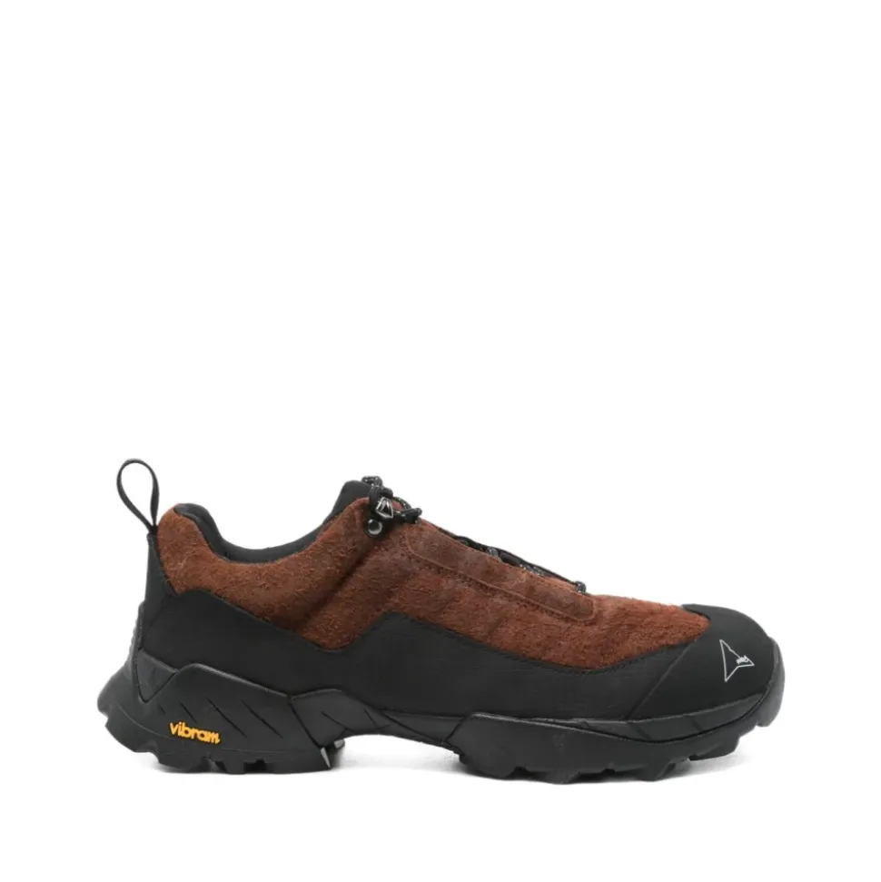 Braune Lederschuhe mit Schnürung