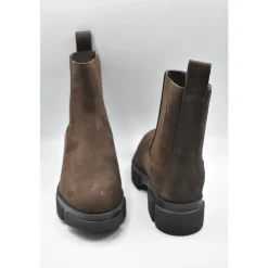 Braune Schnürschuhe für Damen