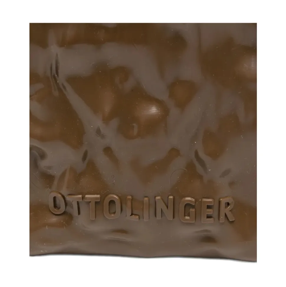 Braune Skulptierte Ledertasche mit Karabinergriff
