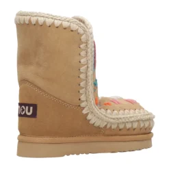 Braune Stiefel