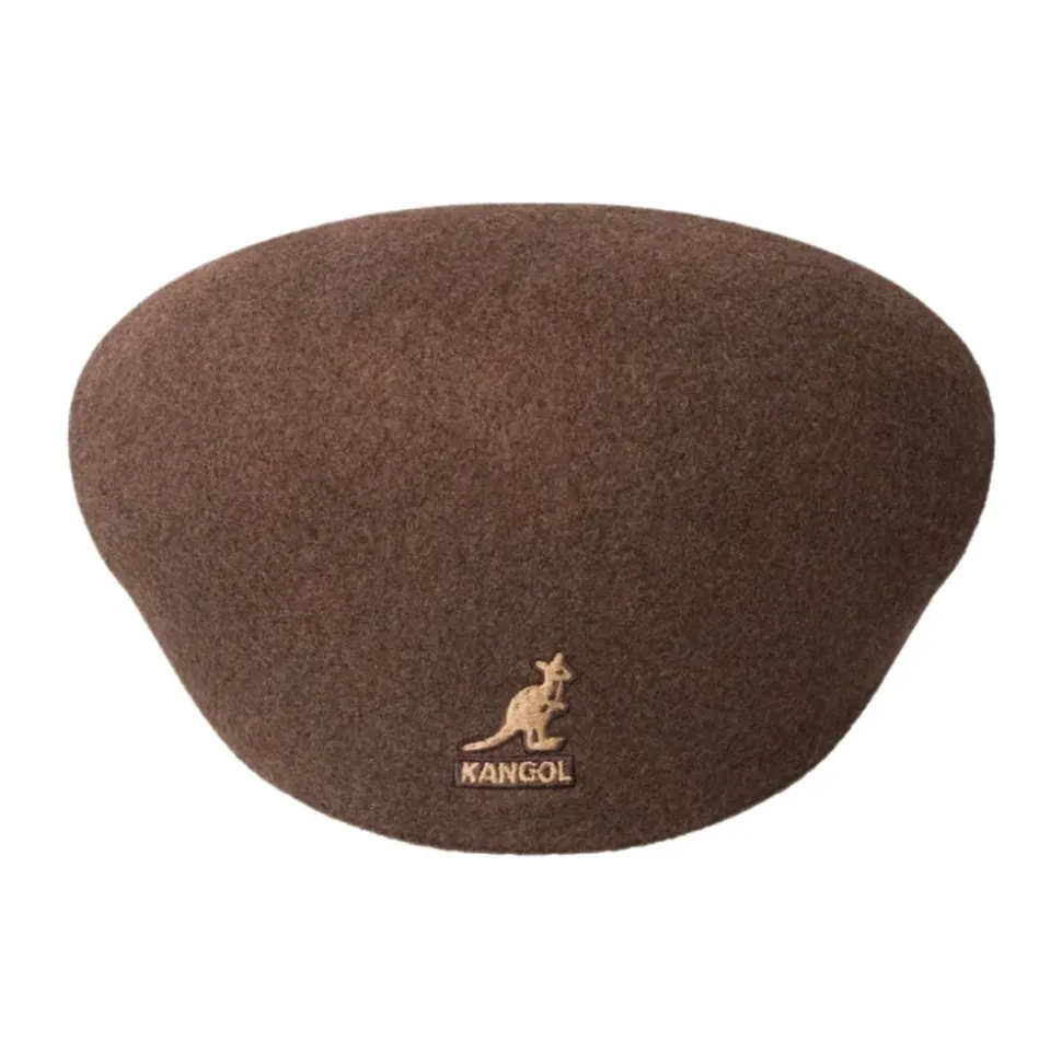 Braune Wollmütze Ikonischer Stil
