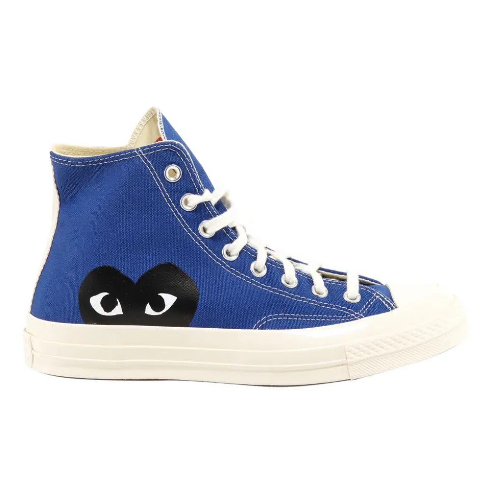 Canvas Sneakers mit seitlichem Aufdruck
