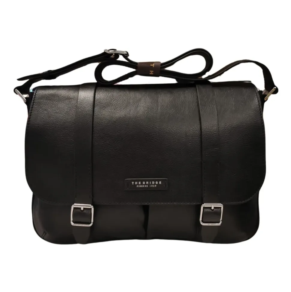 Cesare Messenger Bag