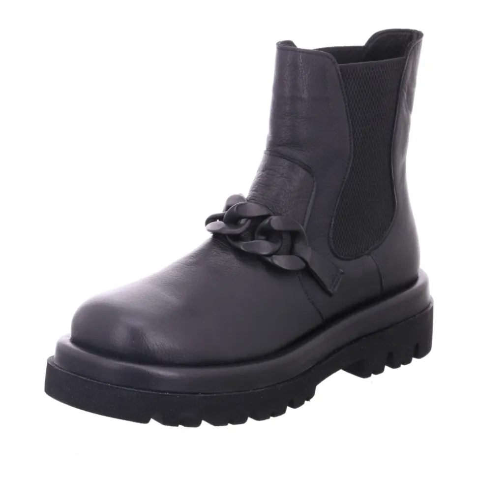 Chelsea Boot