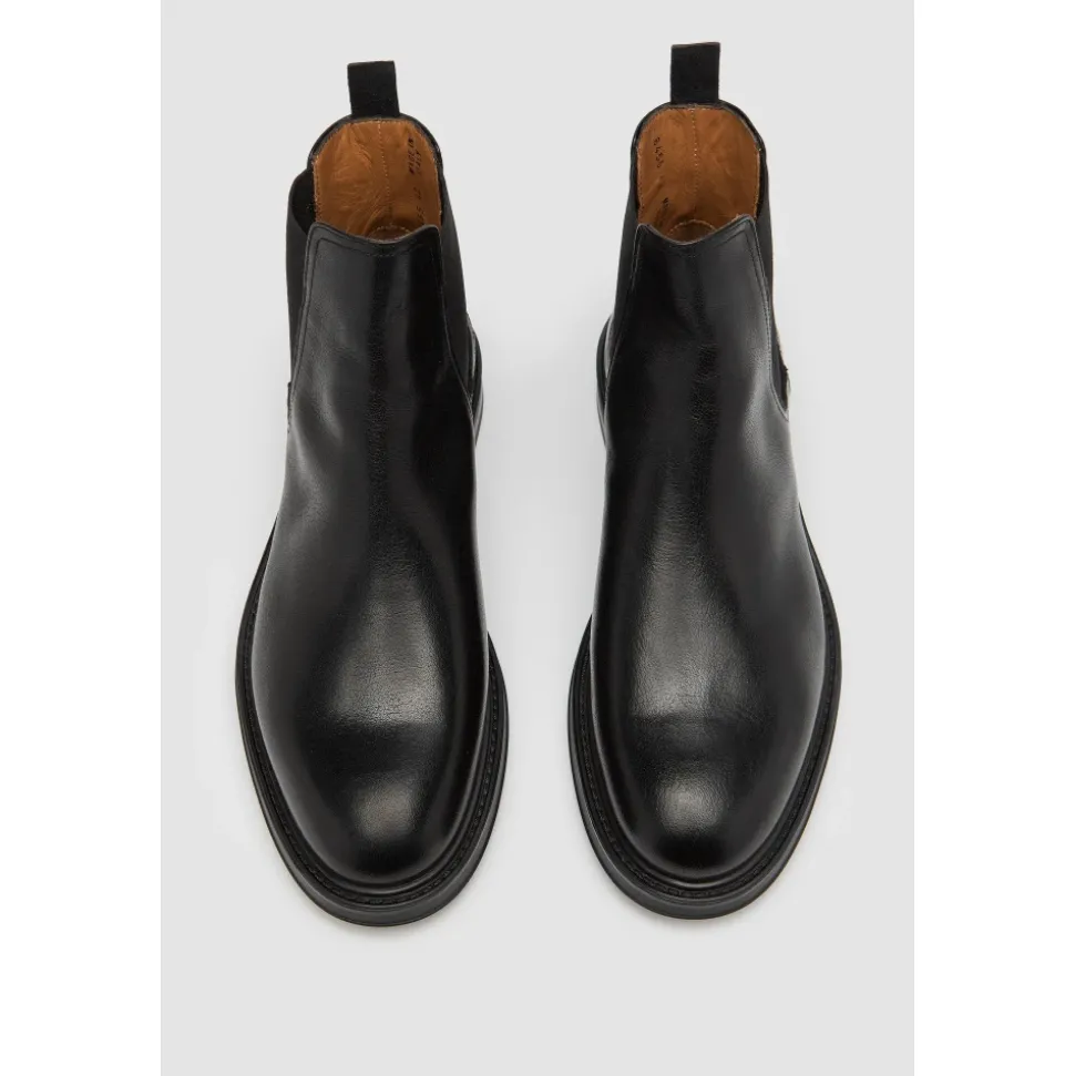 Chelsea Boot