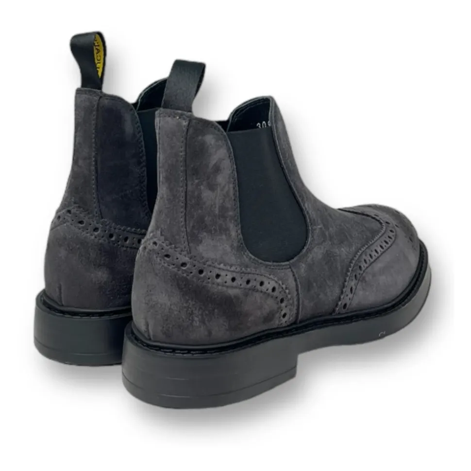 Chelsea Boots