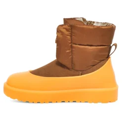 Classic Maxi Toggle Mini Boot