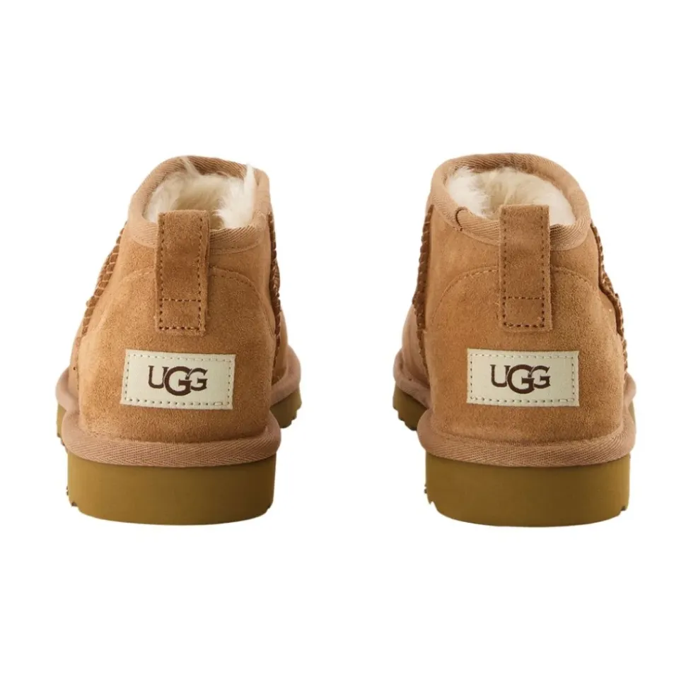 Classic Ultra Mini Boot