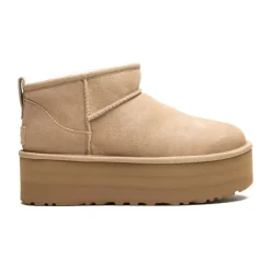 Classic Ultra Mini Platform Stiefel Sand
