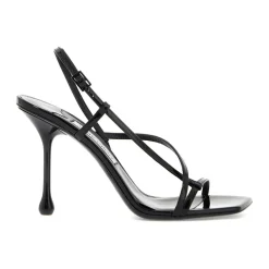 Criss-Cross-Sandalen aus Lackleder