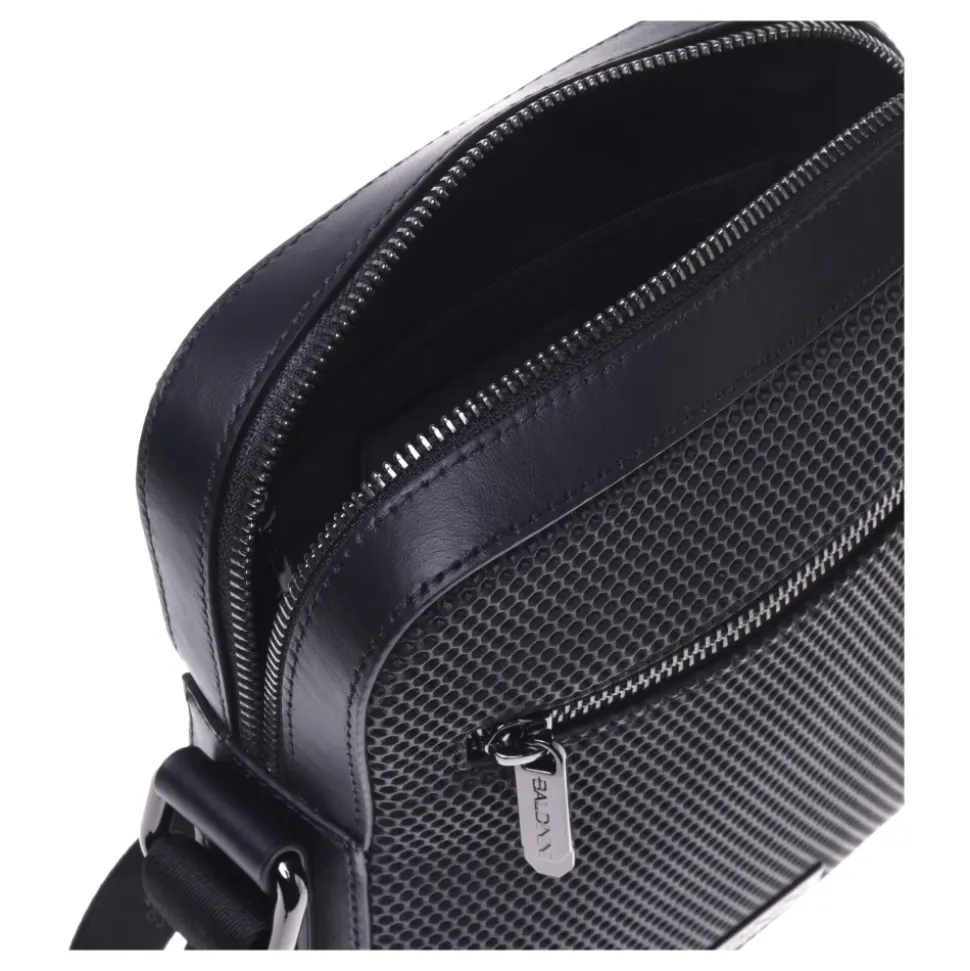 Crossbody bag in black speckled leather