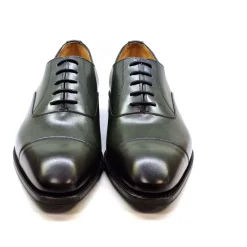 Crust Schuh im englischen Stil