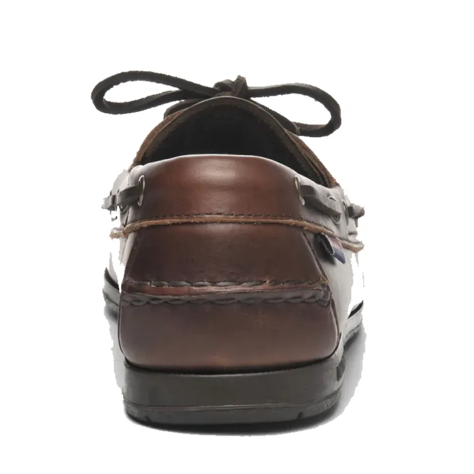 Docksides Endeavor gewachstes Leder