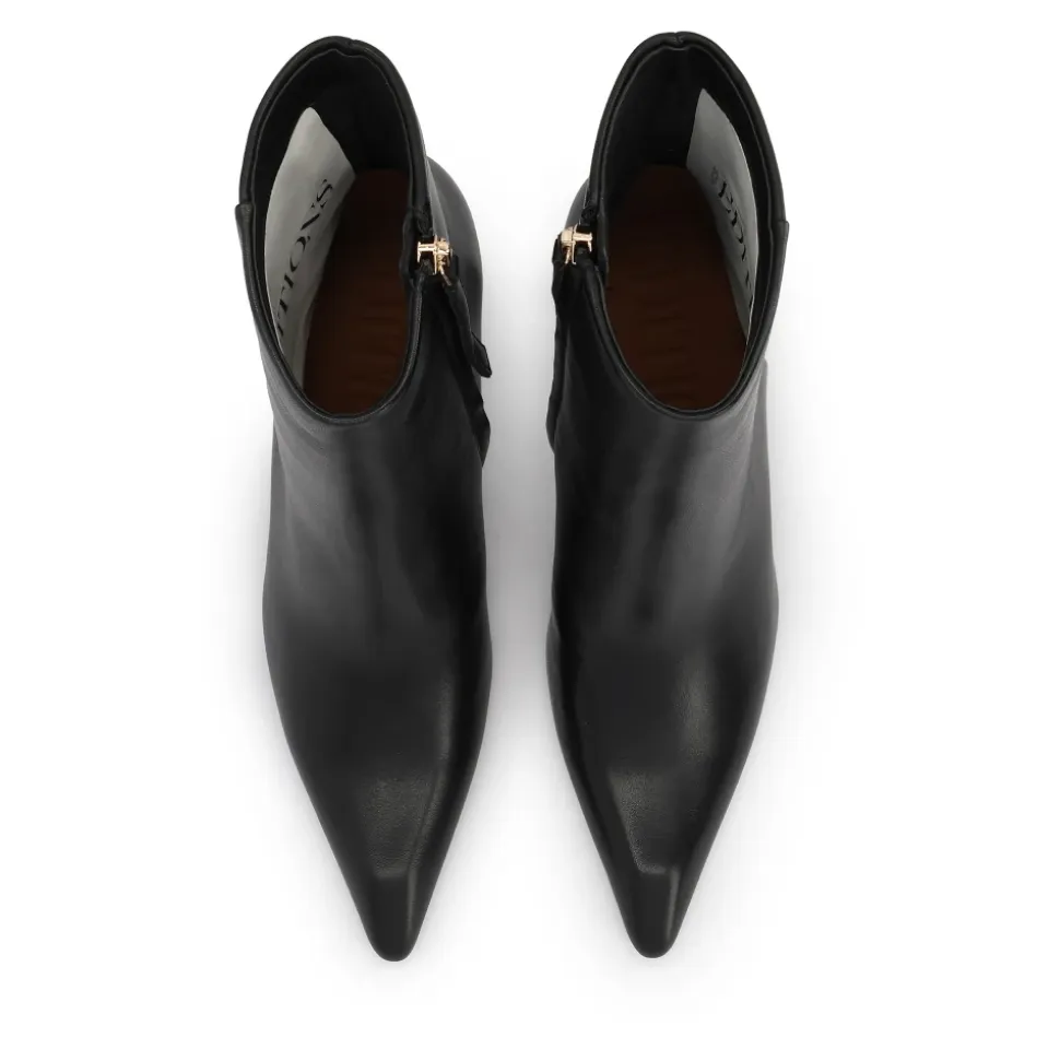 Elegante Stiletto-Absatzstiefel aus glattem Leder