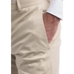 Epsilon Chinos
