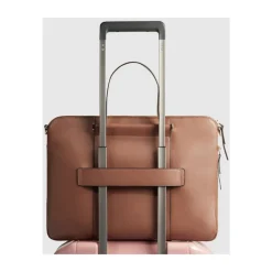 Erweiterbare, schmale Damen Laptoptasche mit iPad®-Fach, stoßfest ausgepolstert und RFID-geschützt