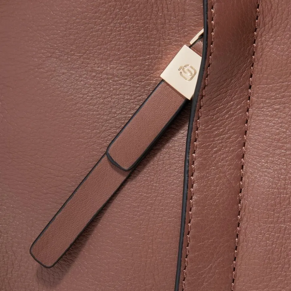 Erweiterbare, schmale Damen Laptoptasche mit iPad®-Fach, stoßfest ausgepolstert und RFID-geschützt