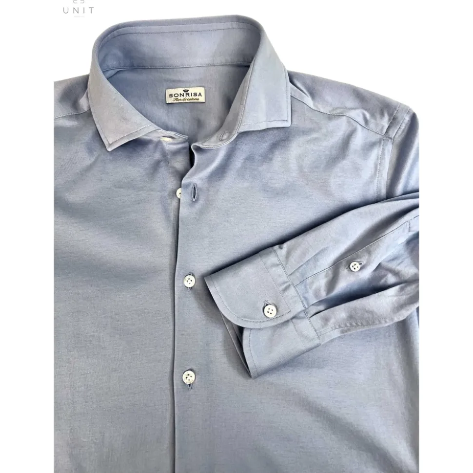 Feines Jersey Hellblaues Hemd