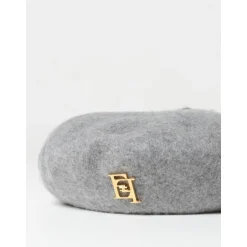 Felt-Beret mit Verzierung