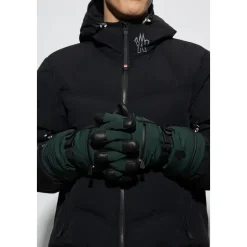 Gefütterte Handschuhe