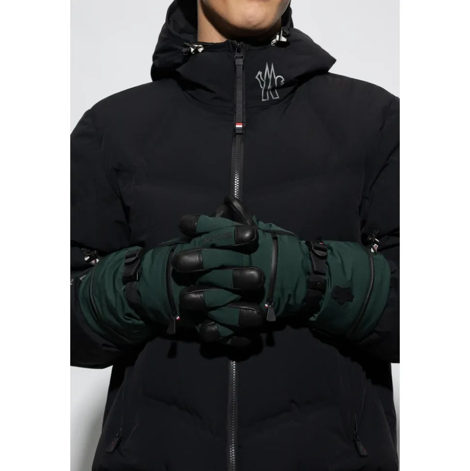 Gefütterte Handschuhe