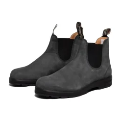 Gefütterte, rustikale schwarze Chelsea Boots