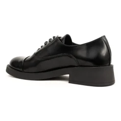Geschlossene Loafer
