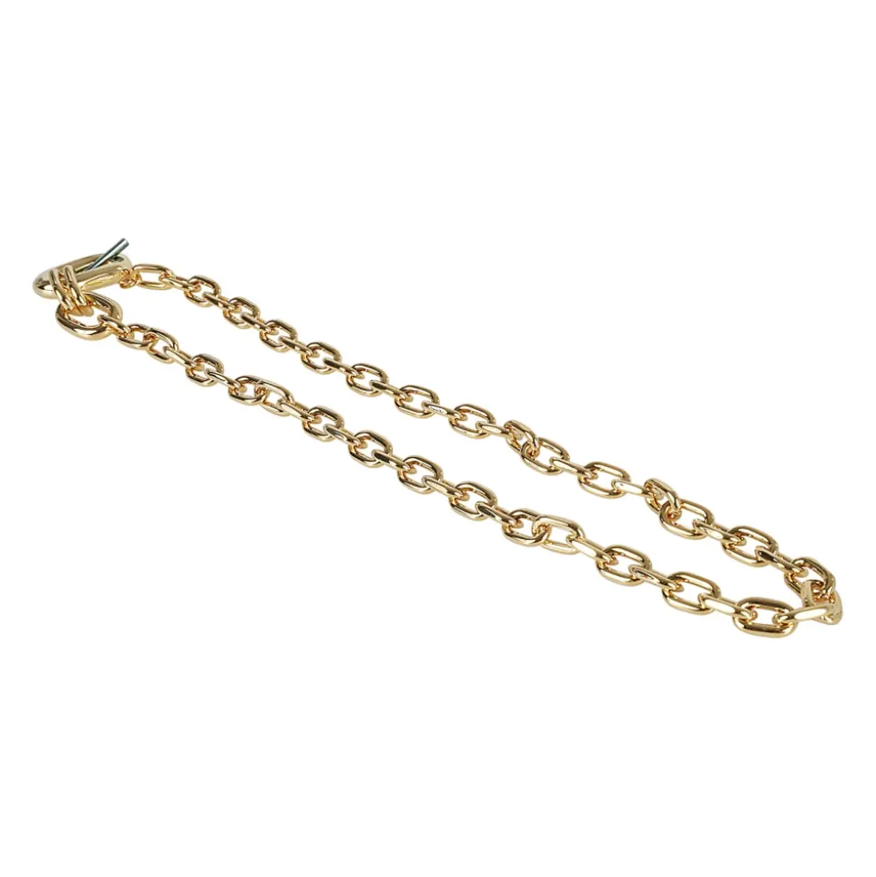 Goldene Halskette mit übergroßem Anhänger