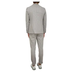 Graue Anzughose, einreihiger Stil