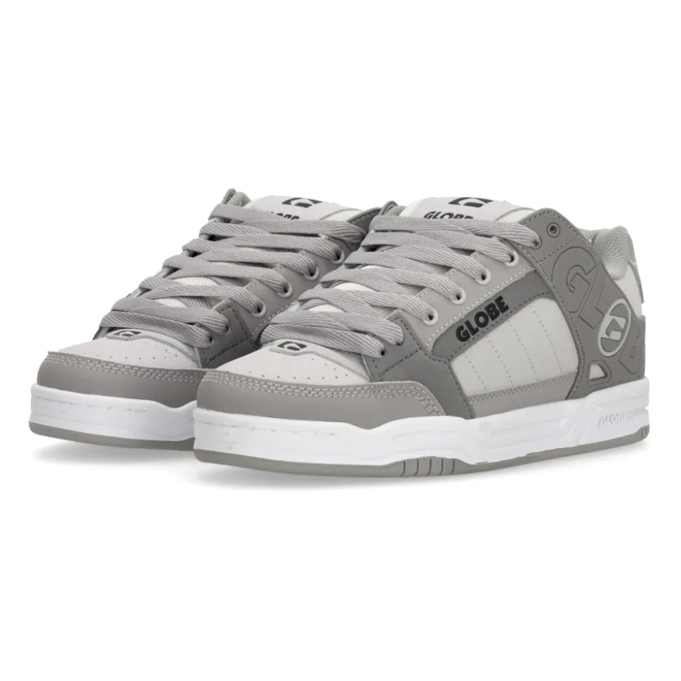 Graue Triple Tilt Skate Schuhe