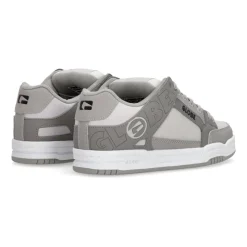 Graue Triple Tilt Skate Schuhe