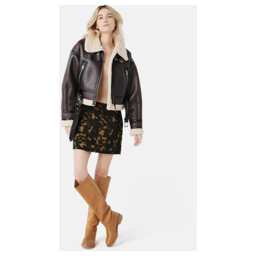 Hohe Stiefel