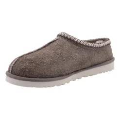 Holzschuhe für stilvolles Aussehen