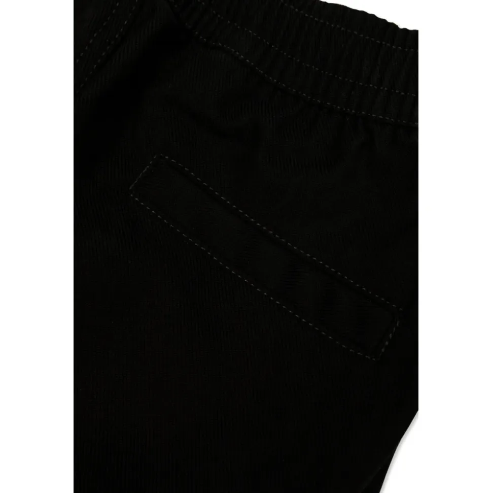 Hose mit Logo